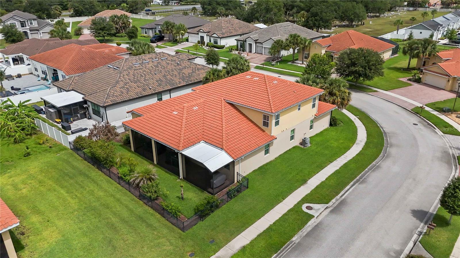 BELLALAGO PH 7L - Residential