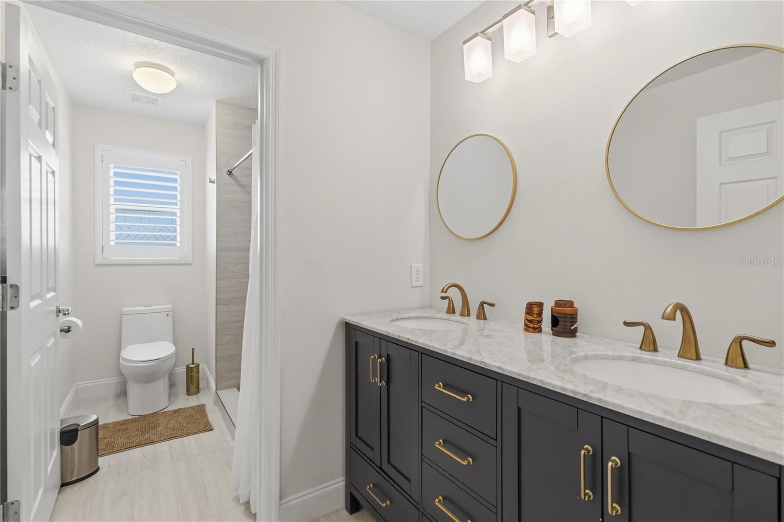 BELLALAGO PH 7L - Residential