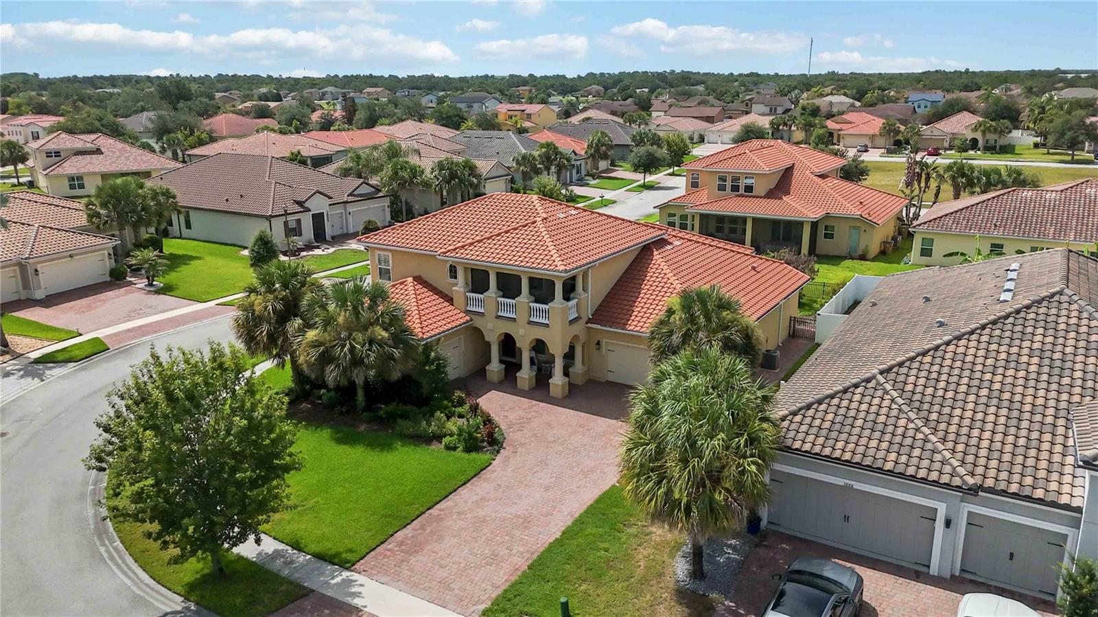 BELLALAGO PH 7L - Residential