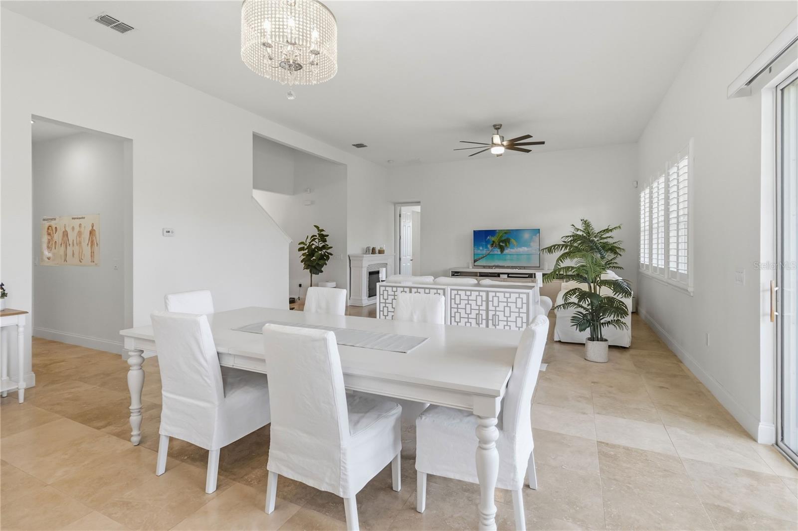 BELLALAGO PH 7L - Residential