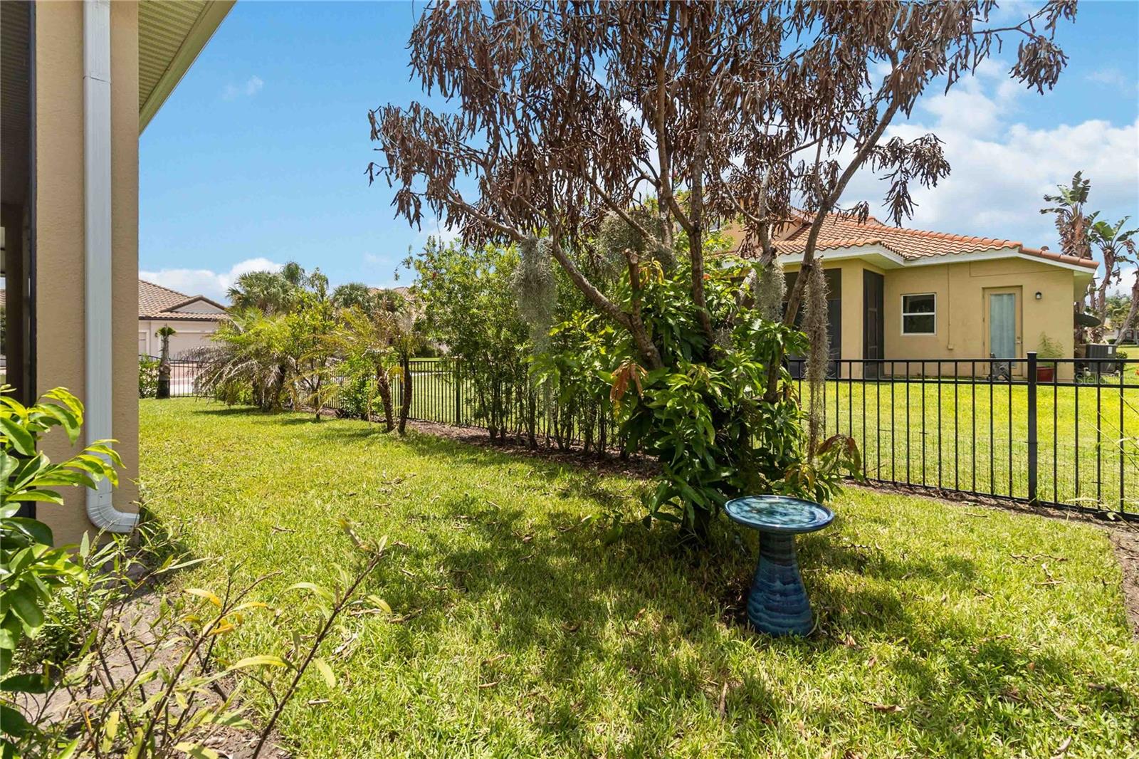 BELLALAGO PH 7L - Residential