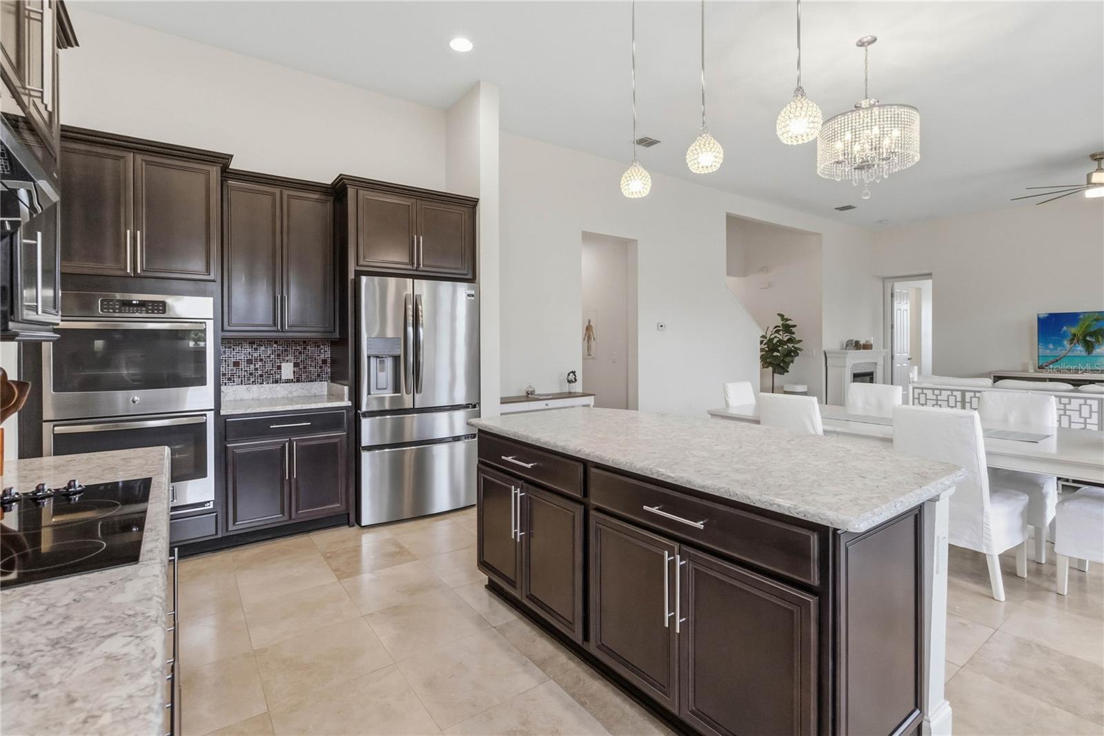 BELLALAGO PH 7L - Residential