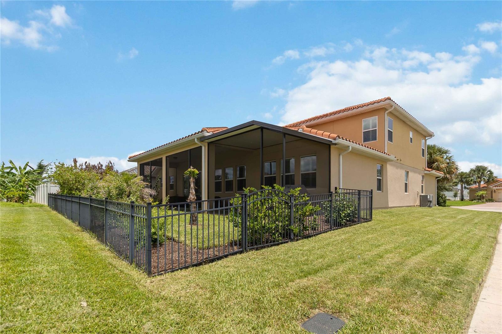 BELLALAGO PH 7L - Residential