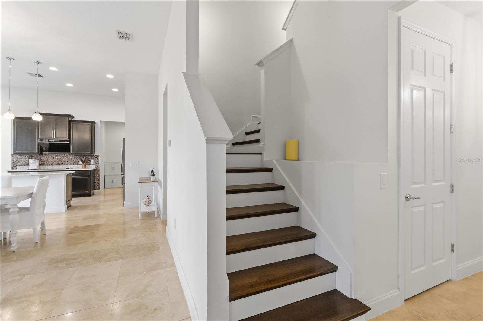 BELLALAGO PH 7L - Residential