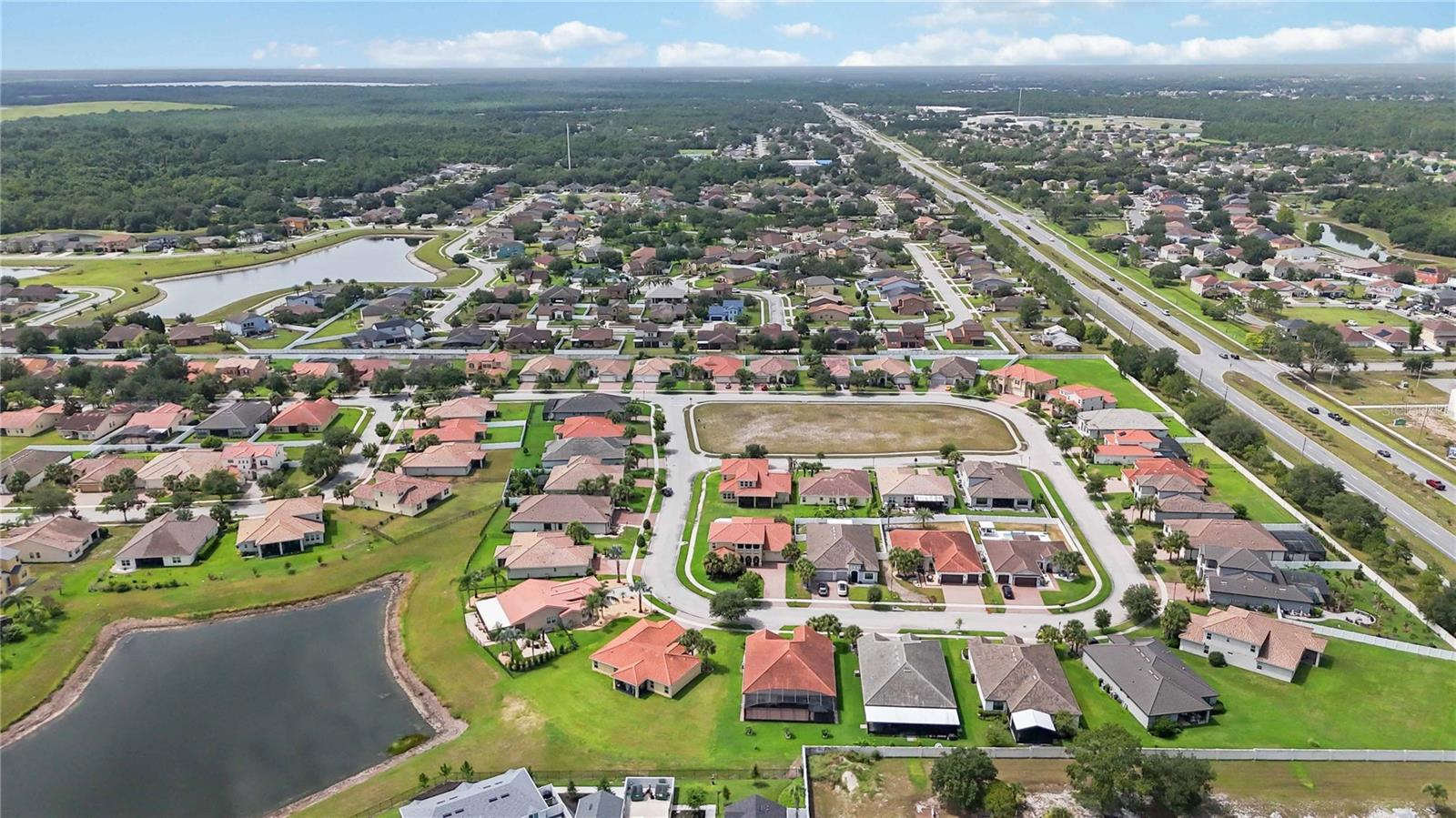 BELLALAGO PH 7L - Residential