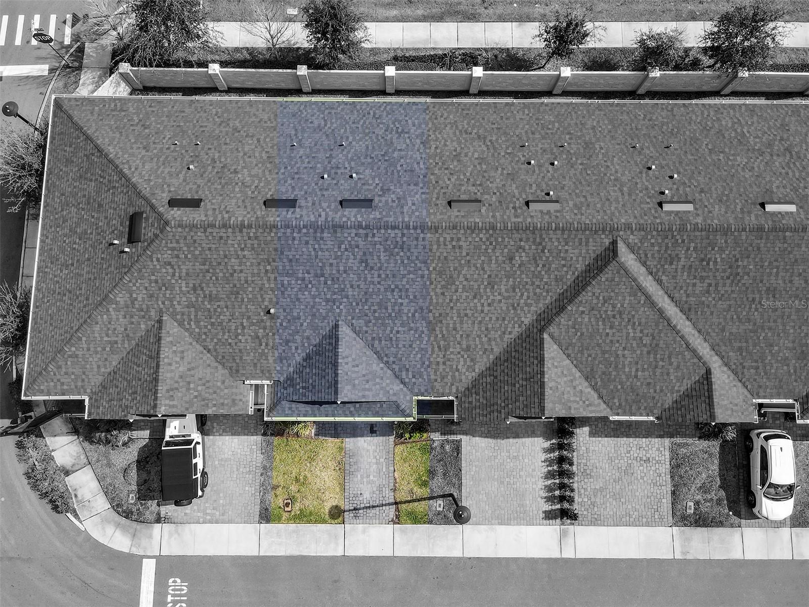 TOWNHOMES AT RIVERS EDGE - Residential Lease