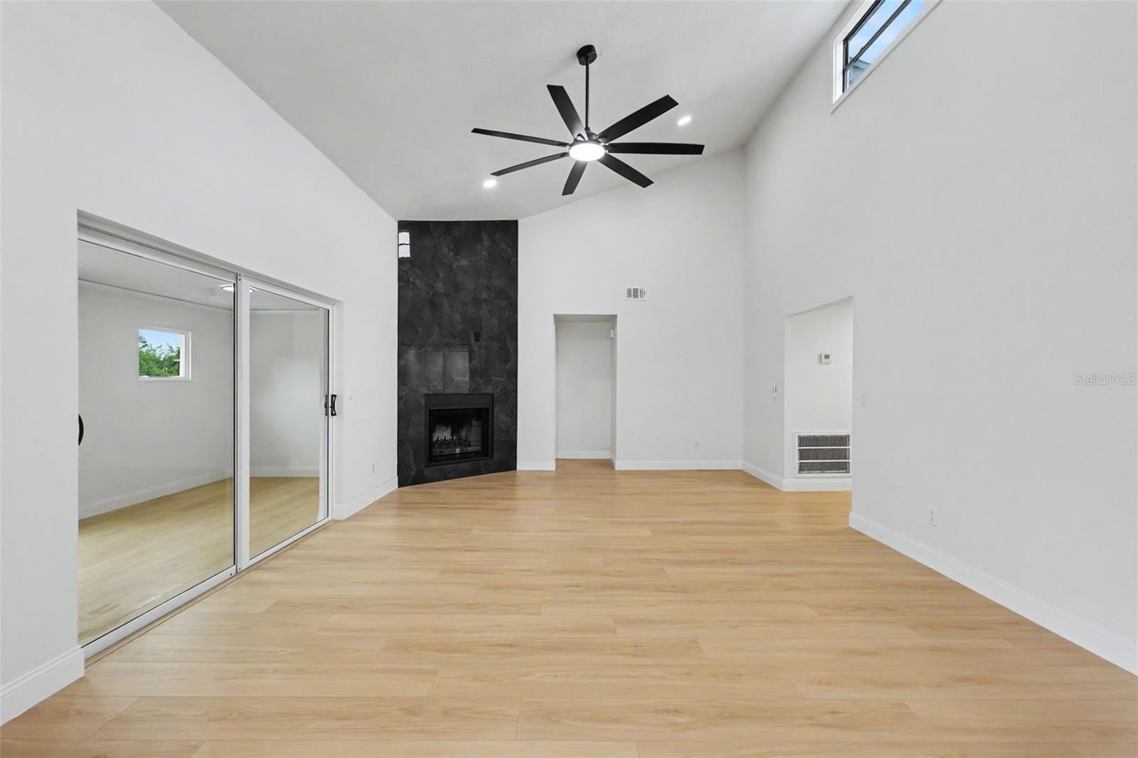 TIMBERLANE SUB UNIT 6 - Residential