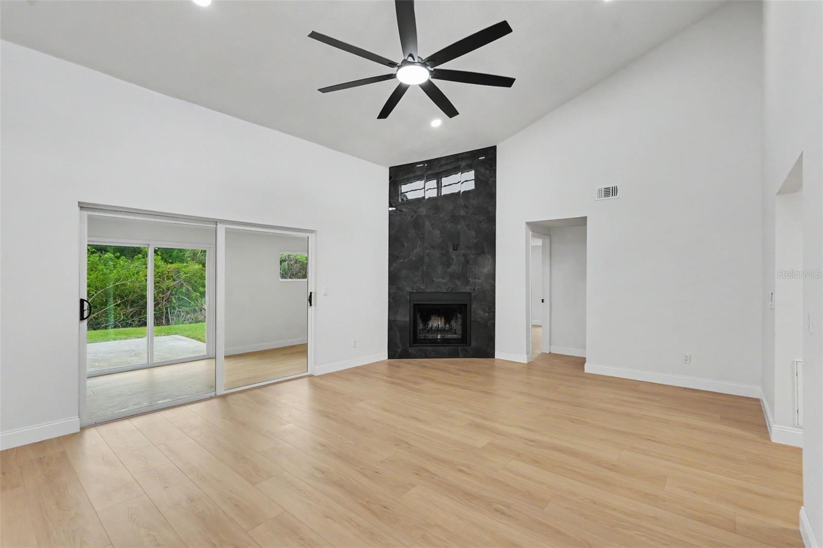 TIMBERLANE SUB UNIT 6 - Residential