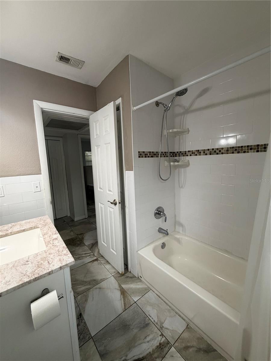 HANAN ESTATES - Residential Lease