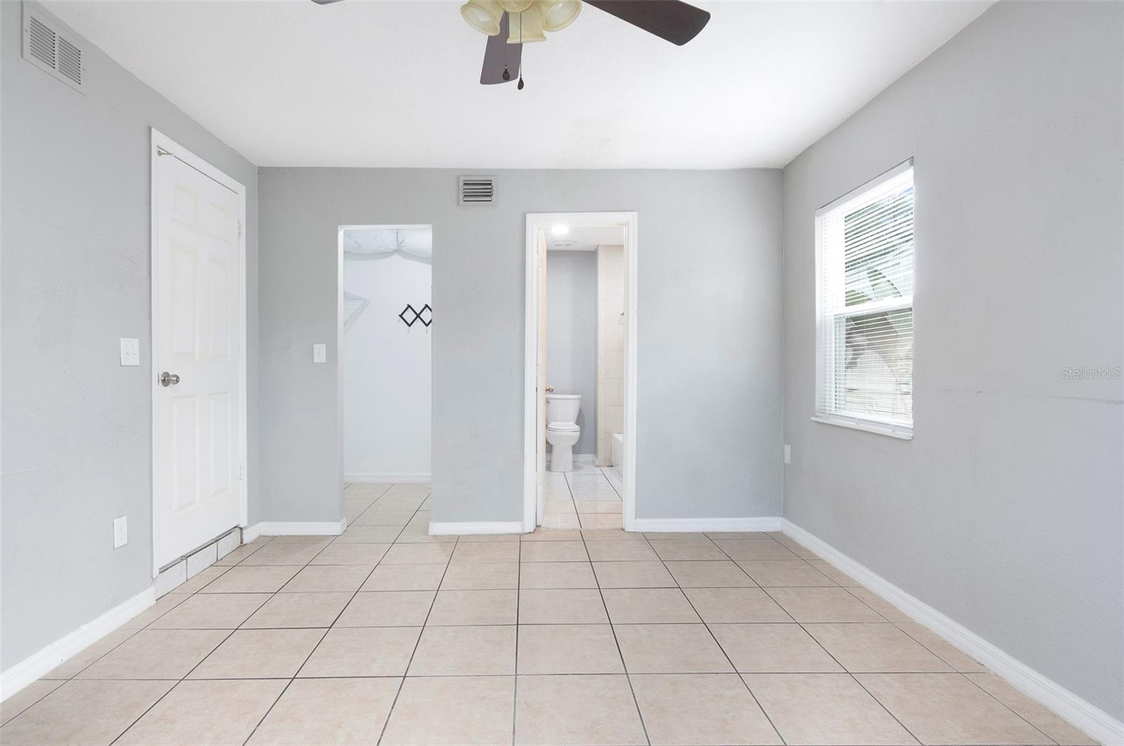 HILLTOP GROVE SUB - Residential Lease