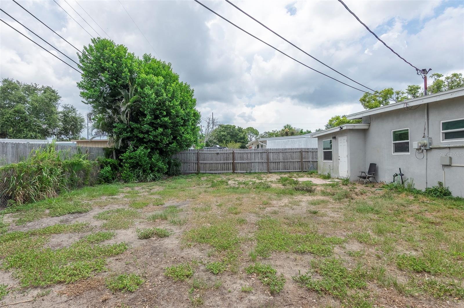 HILLTOP GROVE SUB - Residential Lease