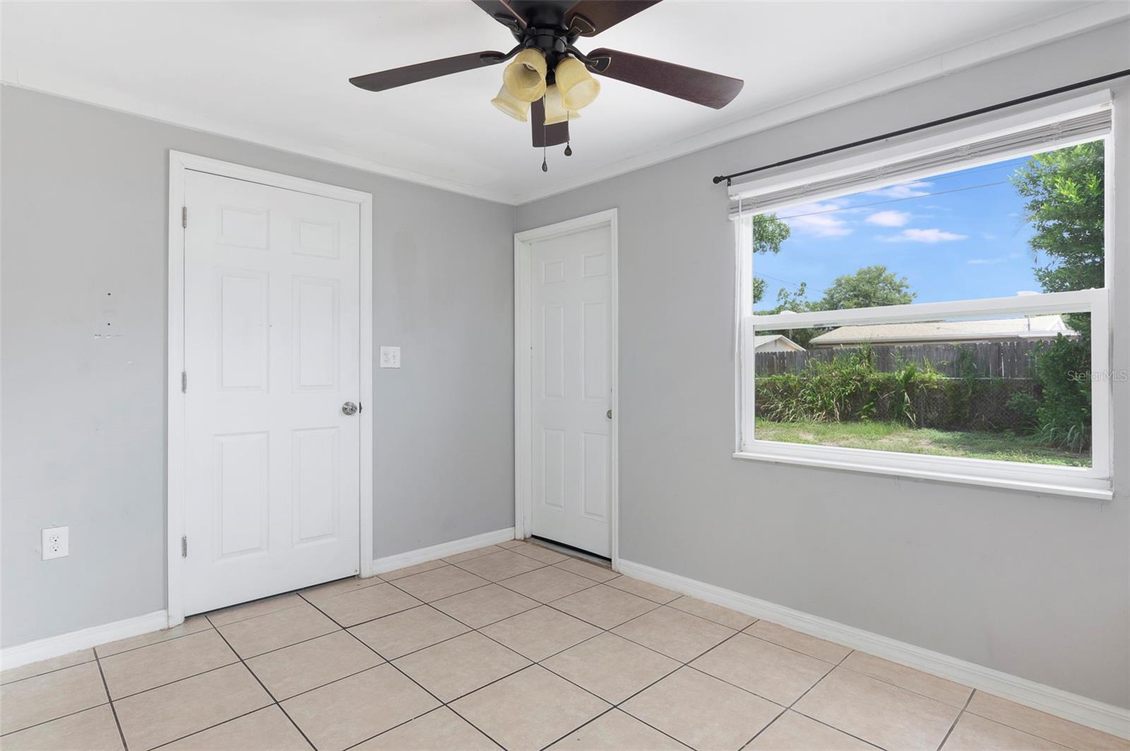HILLTOP GROVE SUB - Residential Lease