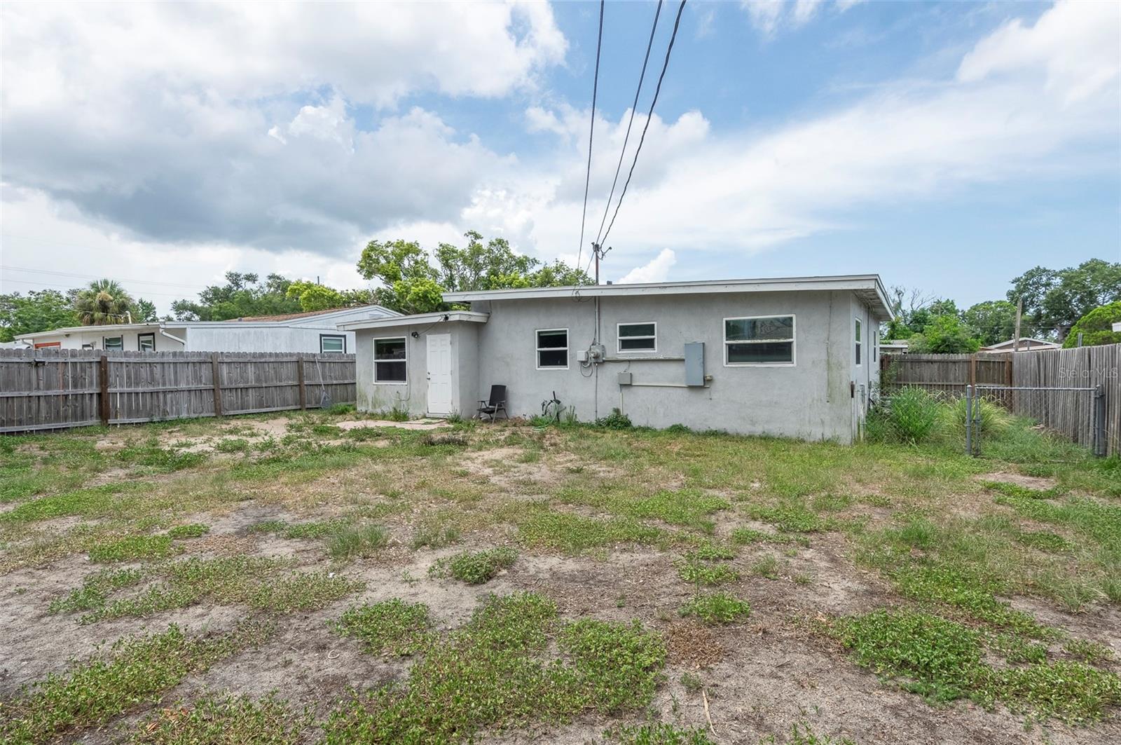 HILLTOP GROVE SUB - Residential Lease