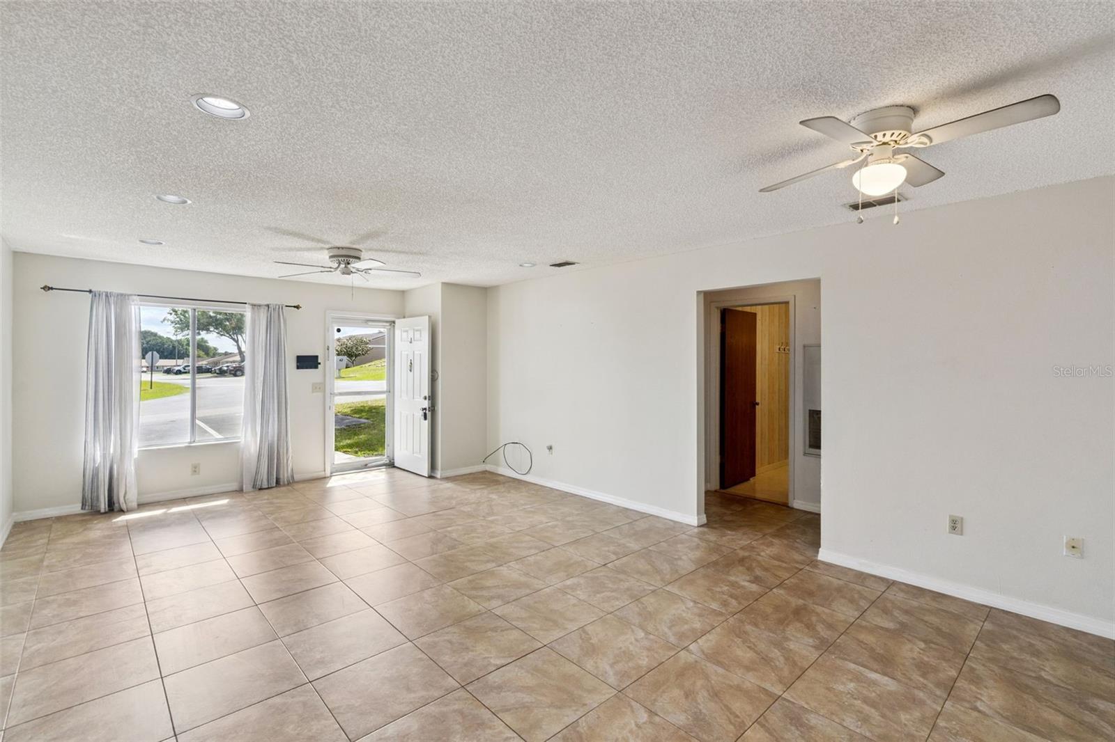 TAVARES RIDGE CONDO - Residential