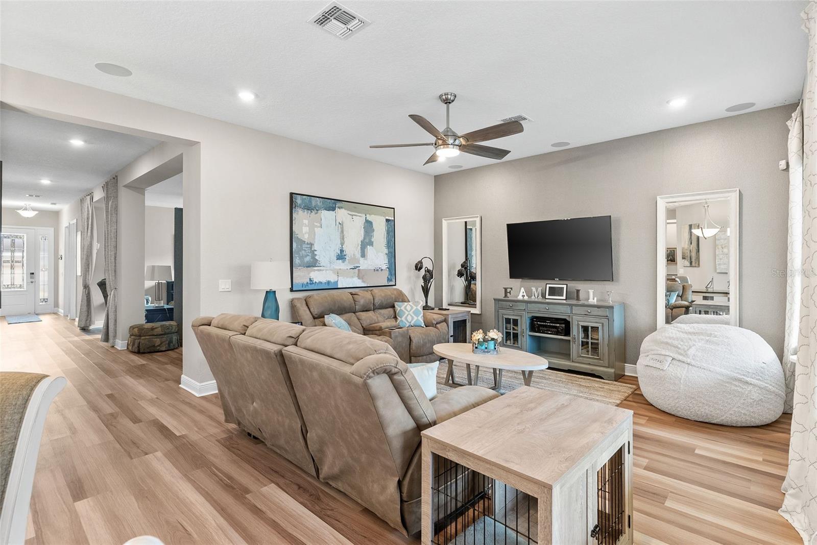 VENEZIA SOUTH - Residential
