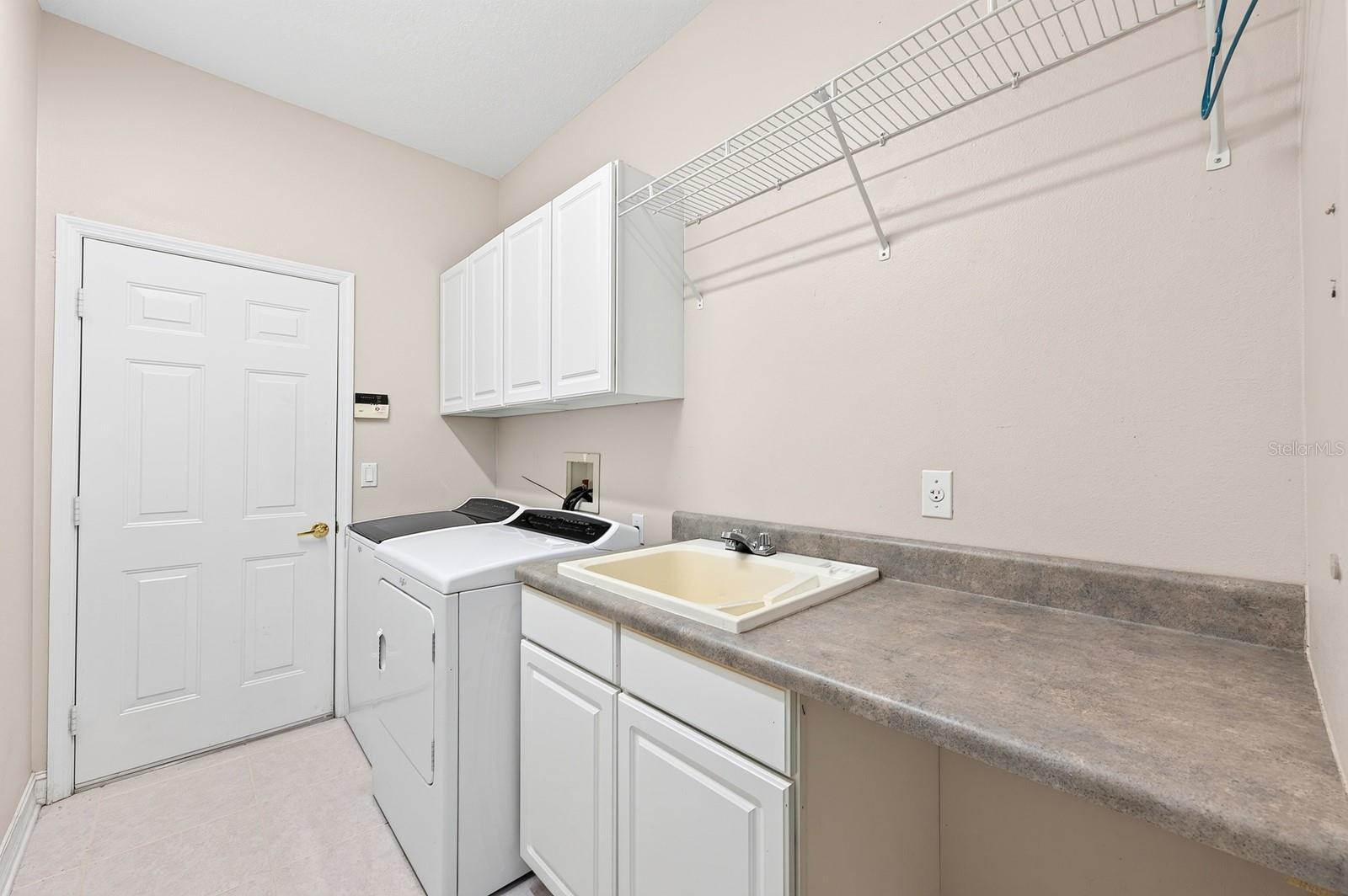 RETREAT AT WEKIVA - Residential