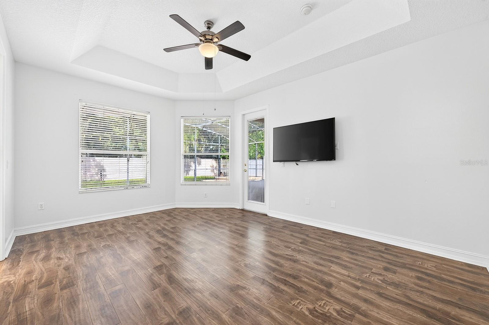 RETREAT AT WEKIVA - Residential
