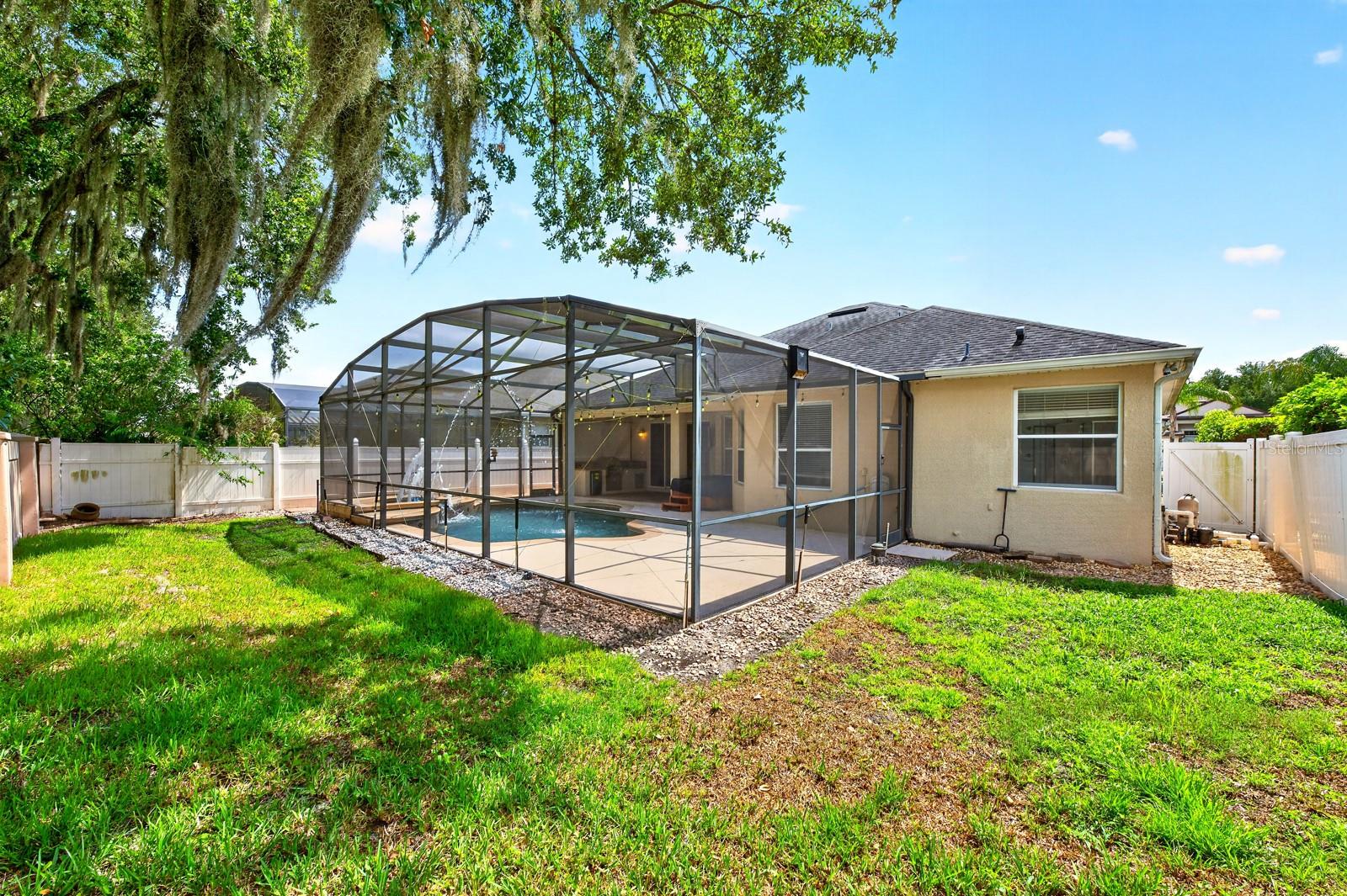 RETREAT AT WEKIVA - Residential