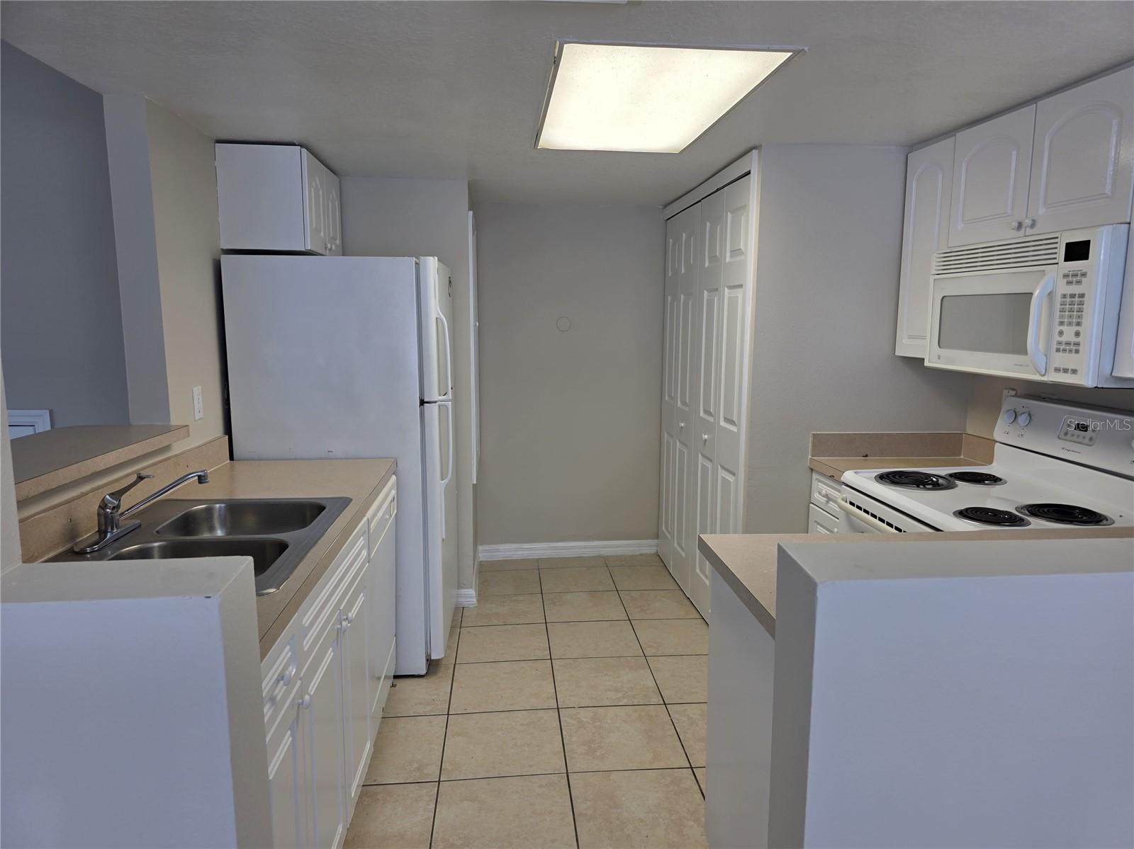 BIMINI BAY PH 02 - Residential Lease