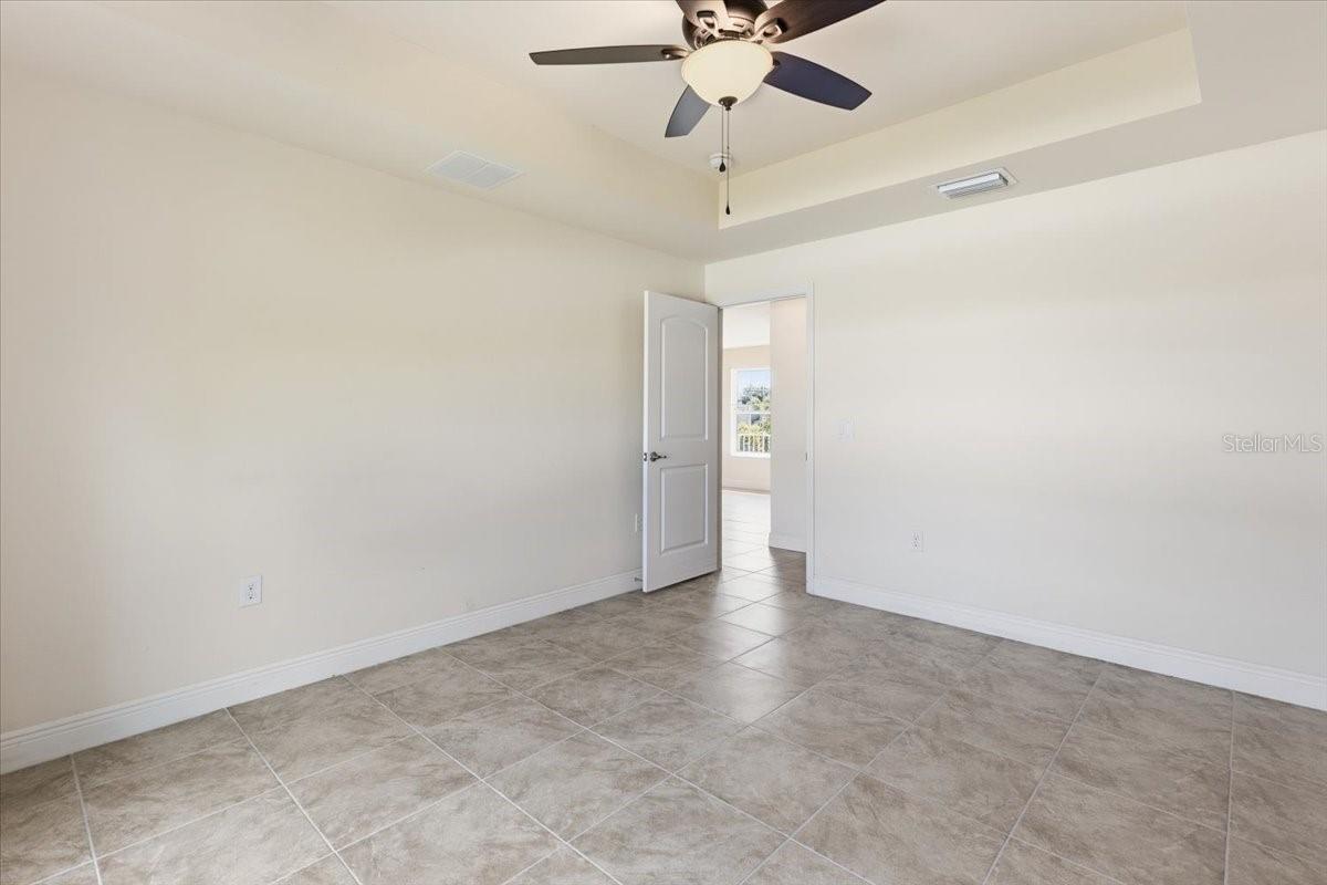 ROTONDA WEST PINE VALLEY - Residential Lease