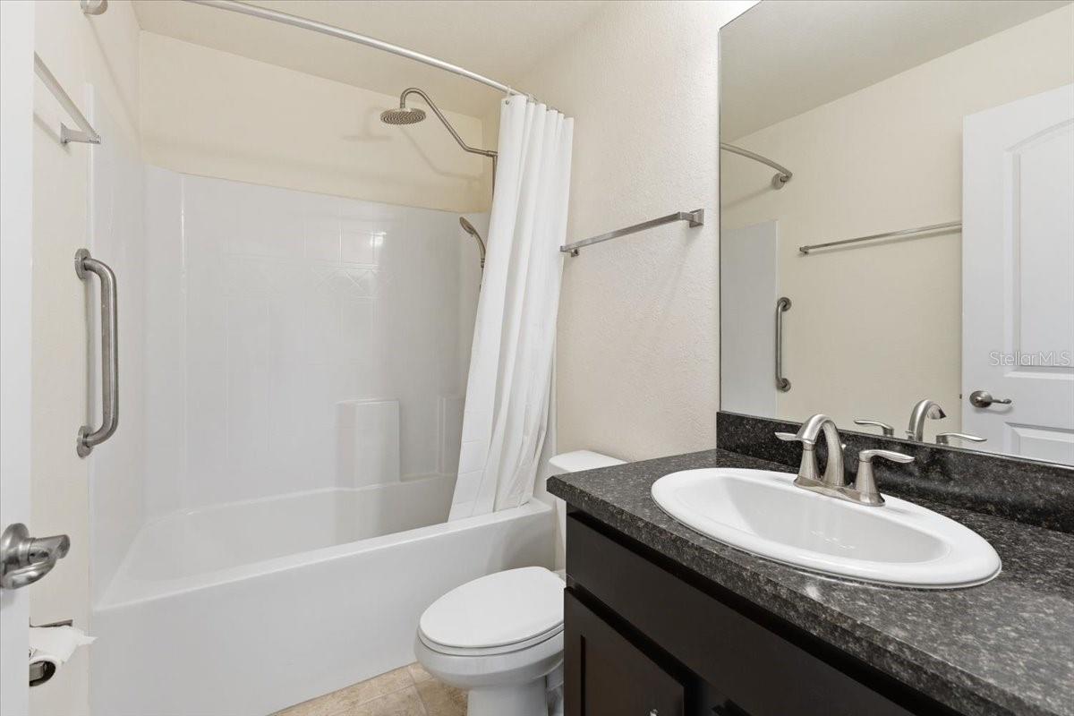 ROTONDA WEST PINE VALLEY - Residential Lease