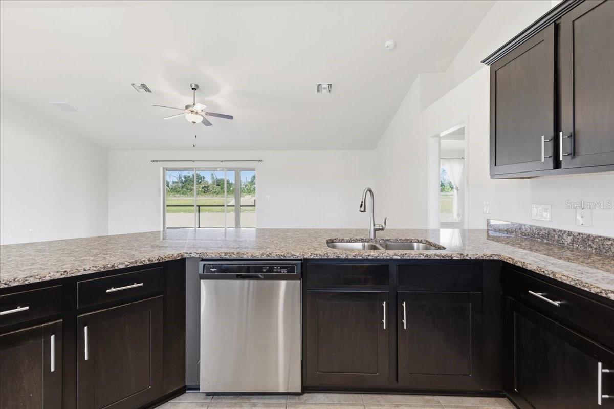 ROTONDA WEST PINE VALLEY - Residential Lease