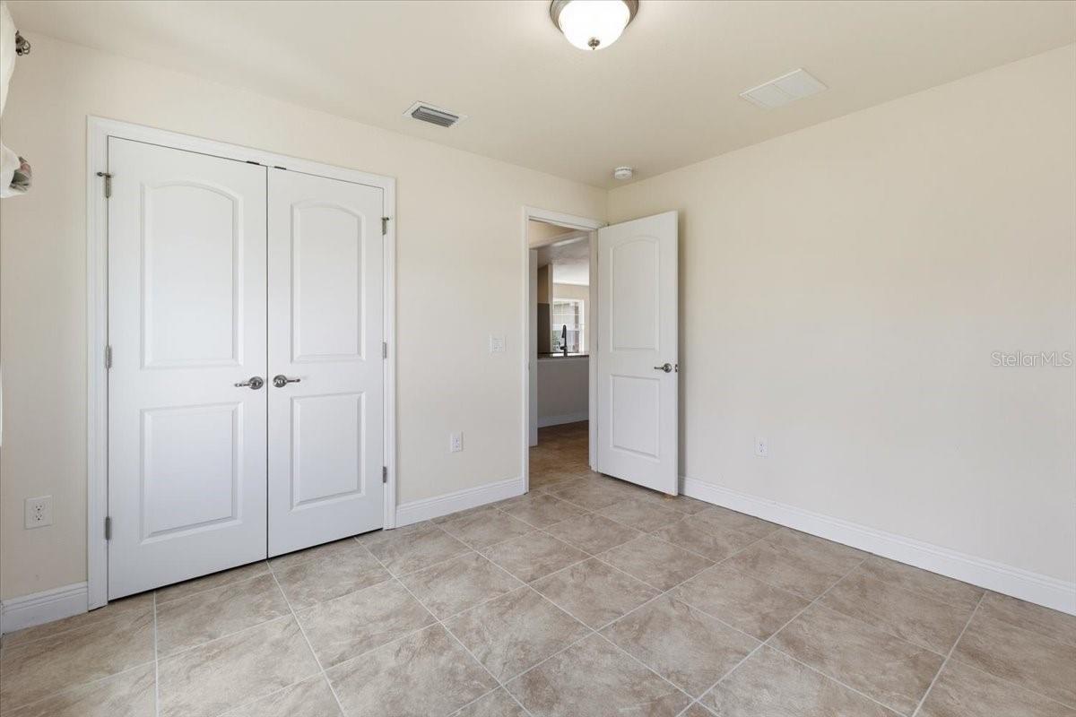 ROTONDA WEST PINE VALLEY - Residential Lease