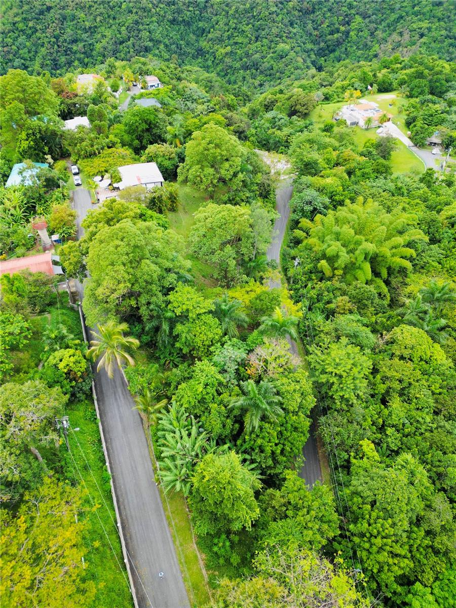 URB. MONTE LLANO - Residential
