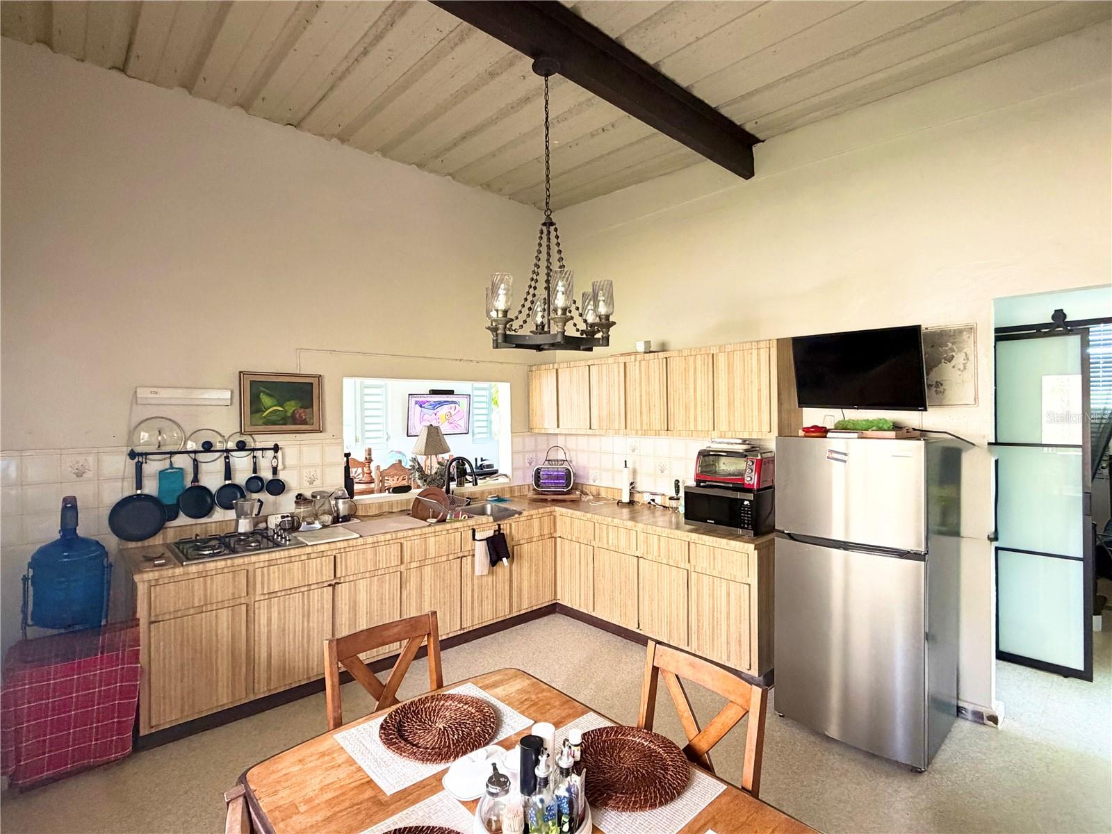 URB. MONTE LLANO - Residential
