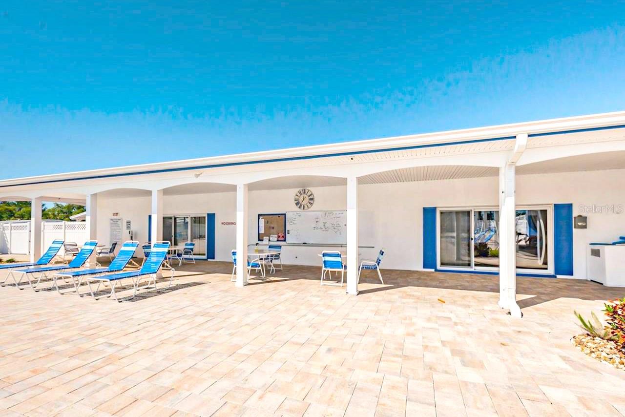 LAKE TARPON MOBILE HM VILLAGE UN 4 - Residential
