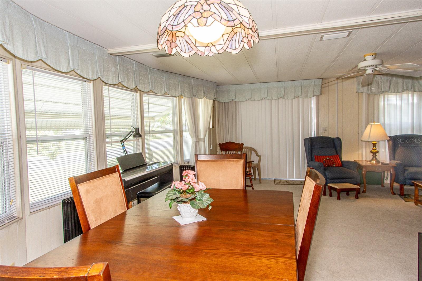 LAKE TARPON MOBILE HM VILLAGE UN 4 - Residential