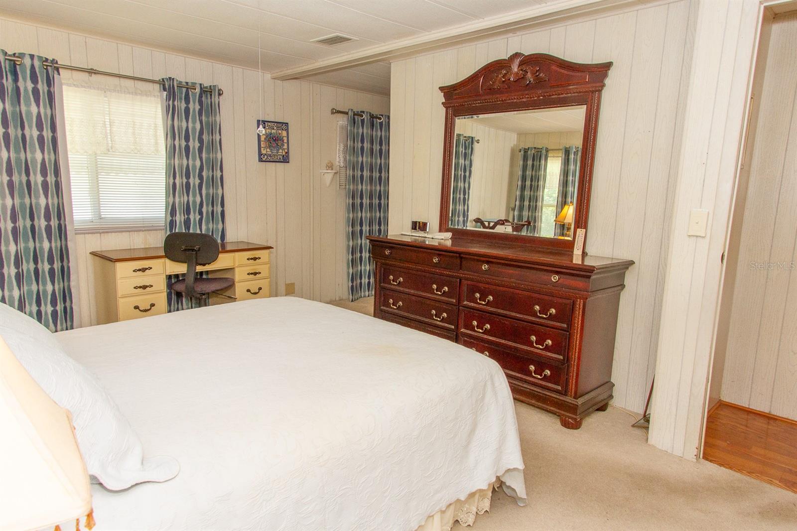 LAKE TARPON MOBILE HM VILLAGE UN 4 - Residential
