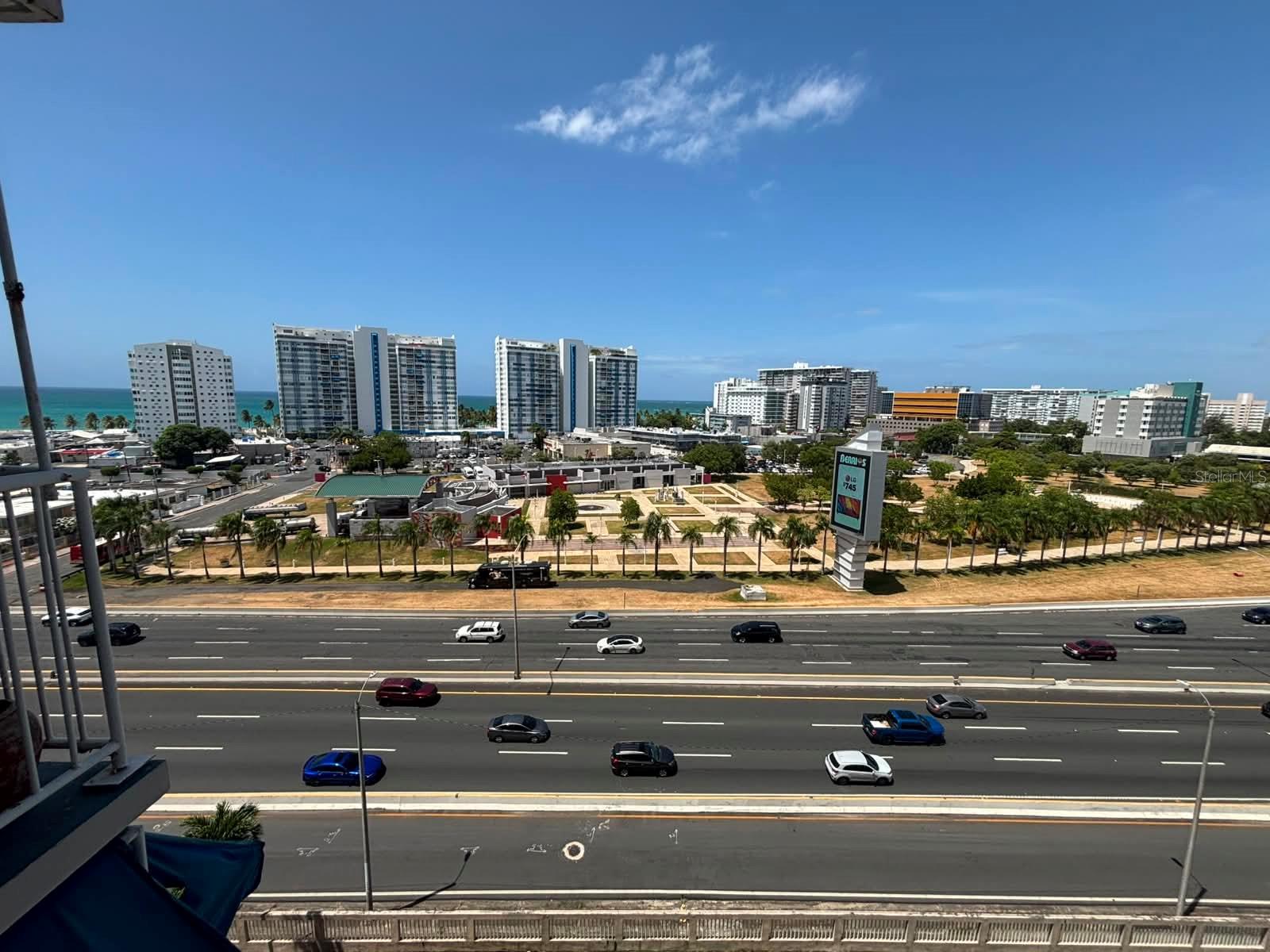 COND. MUNDO FELIZ (BALDORITY TOWERS) - Residential