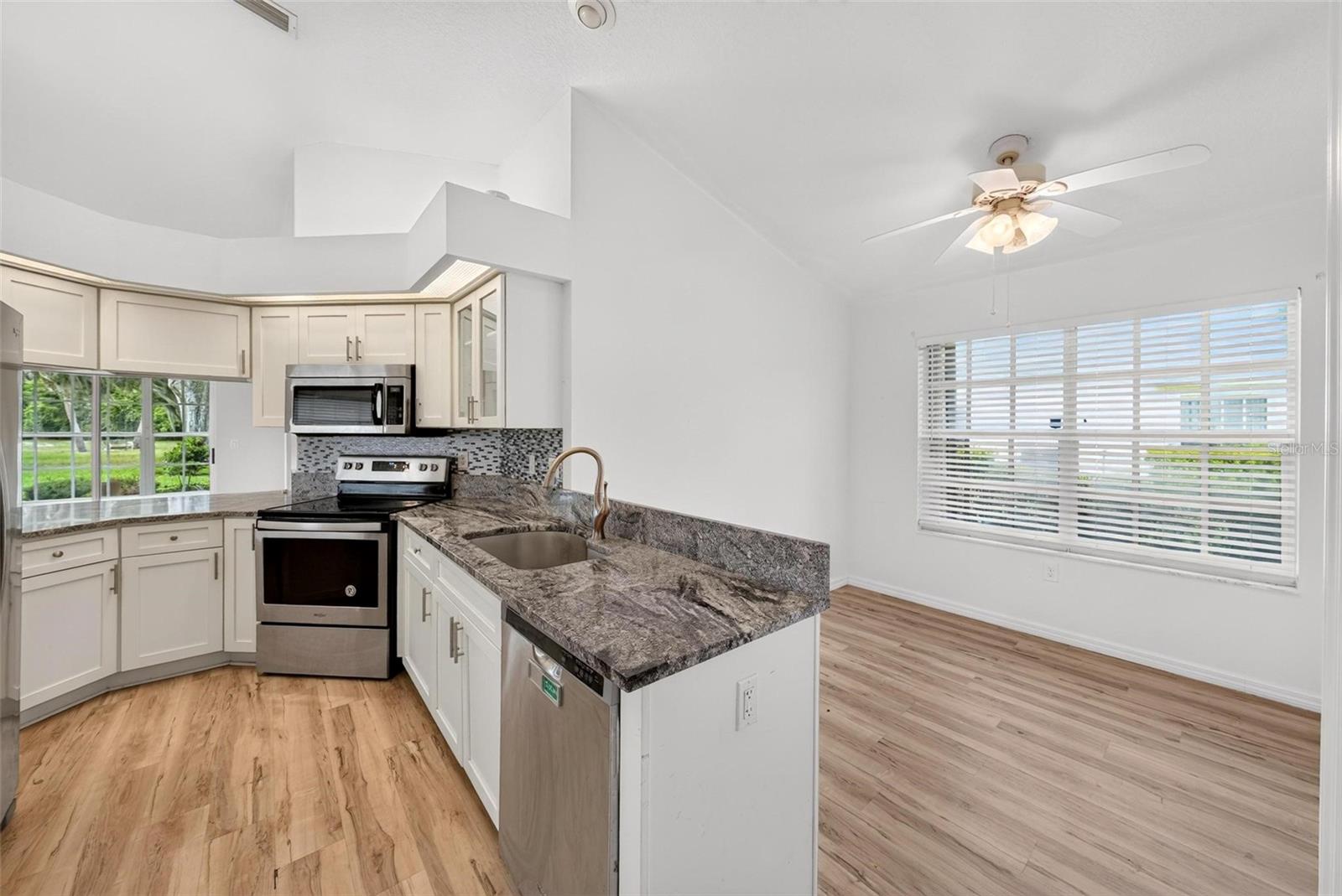 TAVARES BAYTREE PH III SUB - Residential
