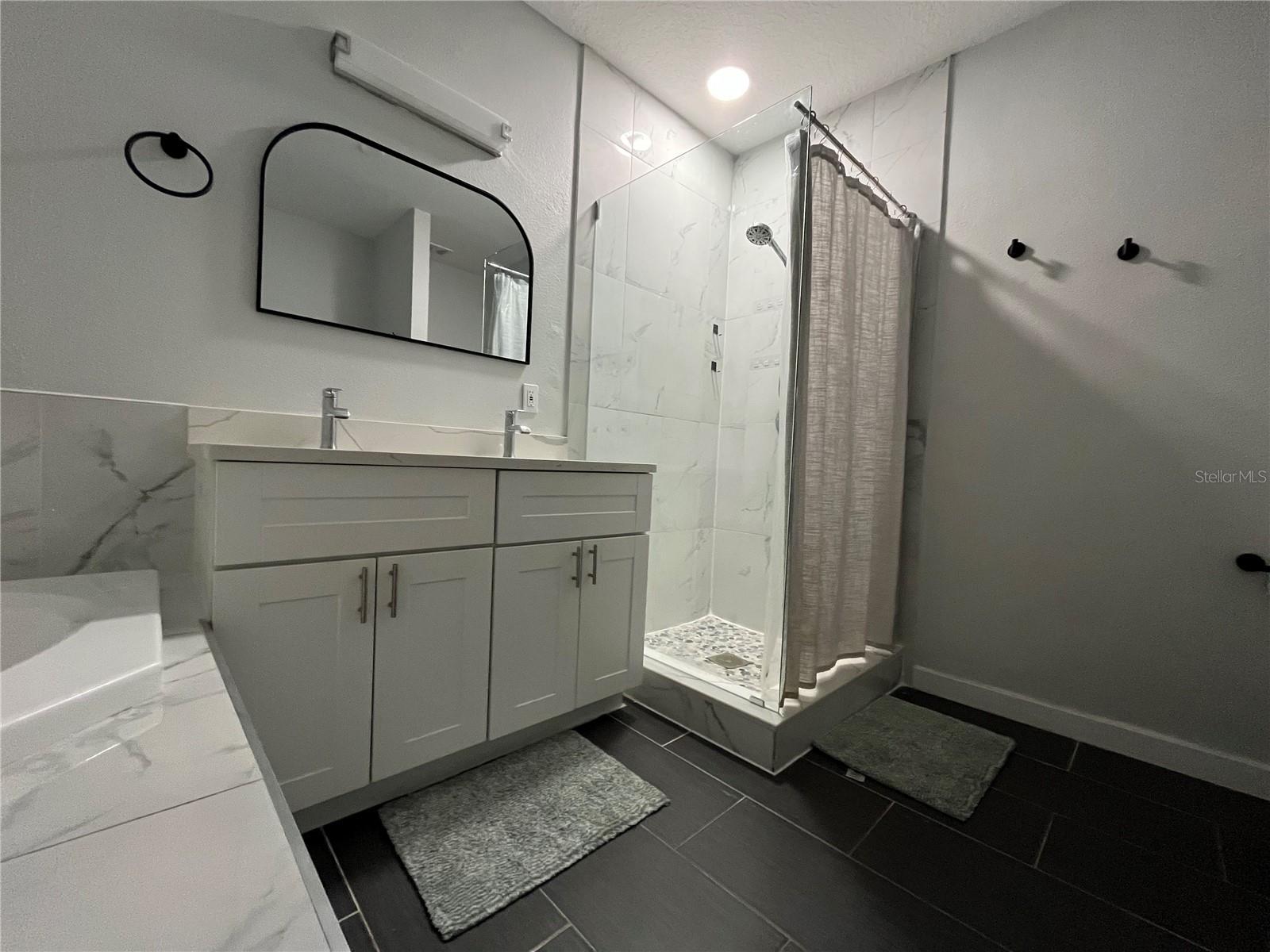 LAS PALMAS TWNHMS - Residential