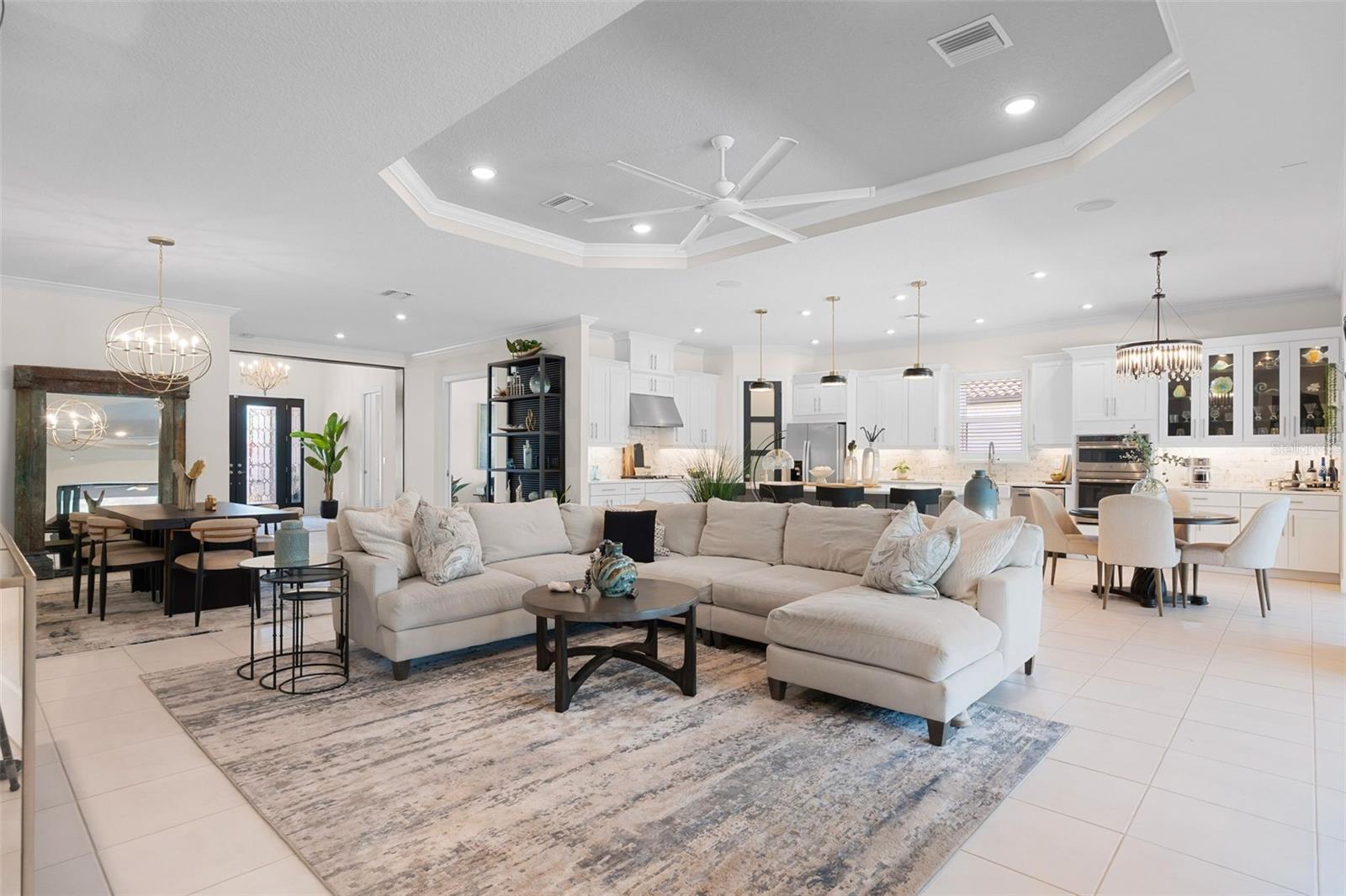 AZARIO ESPLANADE PH II SUBPH A, B & P - Residential