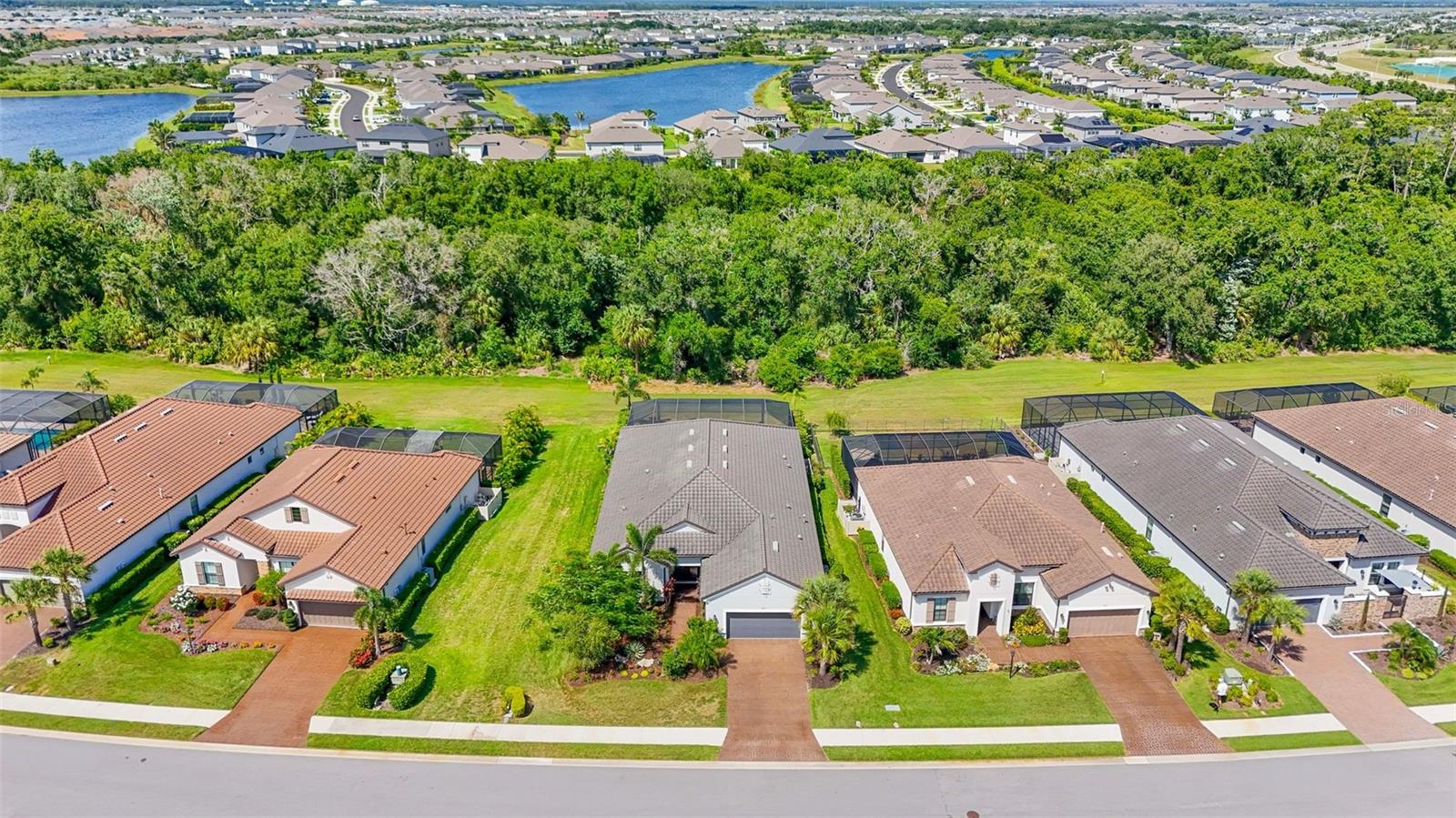 AZARIO ESPLANADE PH II SUBPH A, B & P - Residential