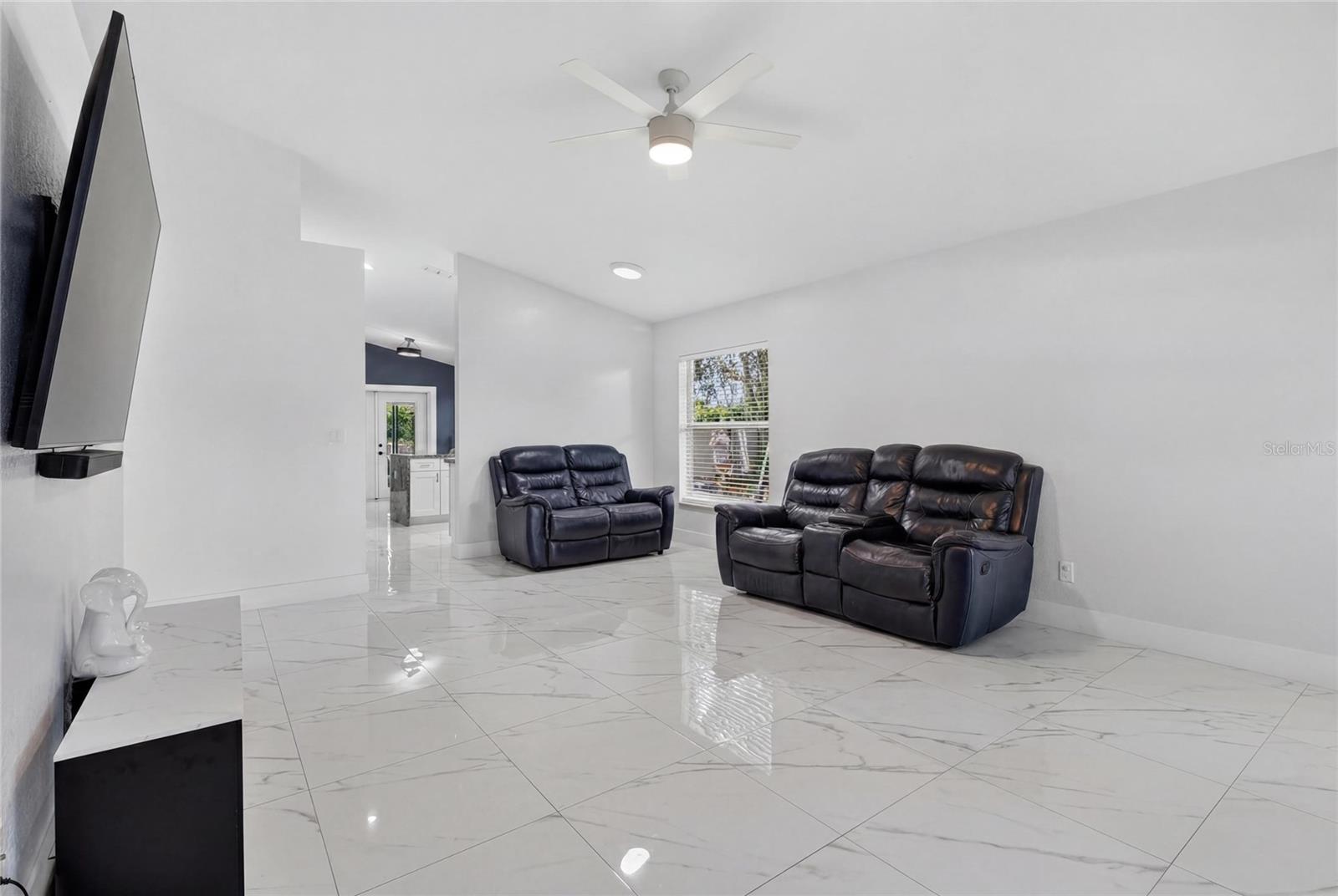 NORTHWOOD MANOR - Residential