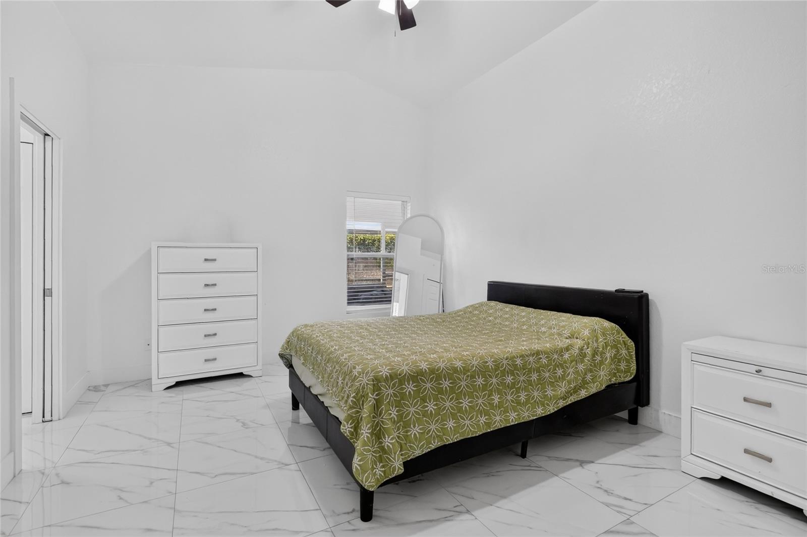 NORTHWOOD MANOR - Residential
