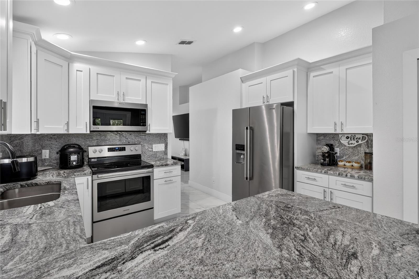 NORTHWOOD MANOR - Residential