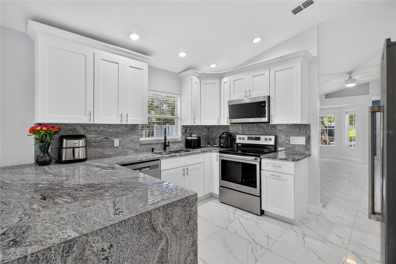 NORTHWOOD MANOR - Residential