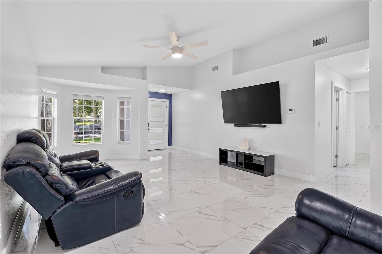 NORTHWOOD MANOR - Residential
