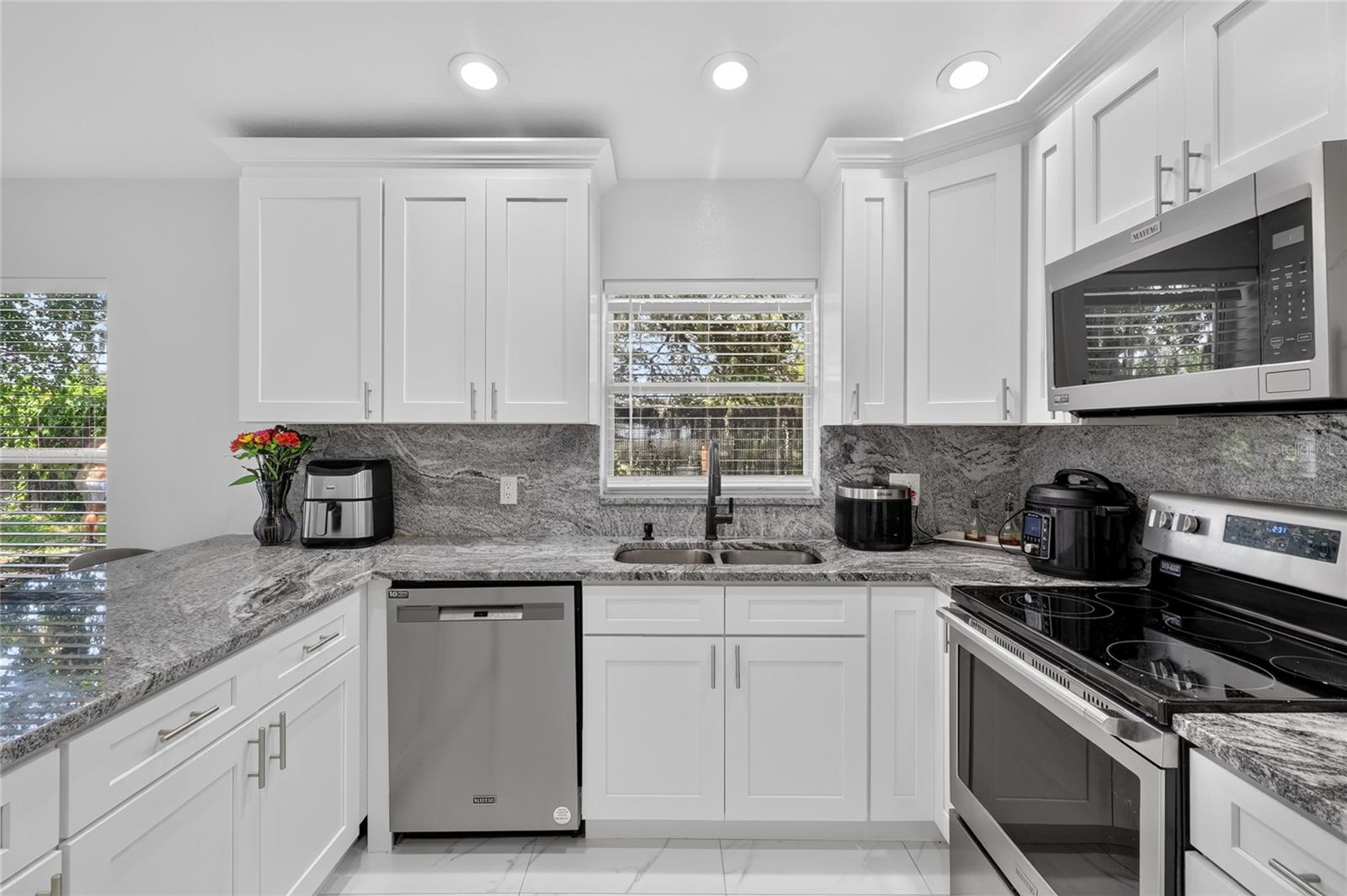 NORTHWOOD MANOR - Residential