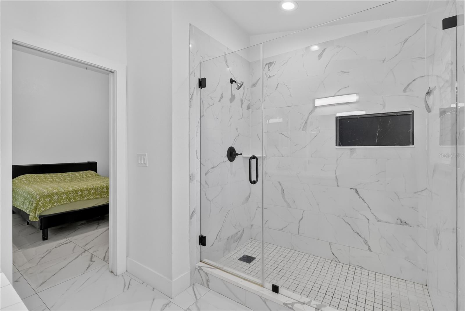 NORTHWOOD MANOR - Residential