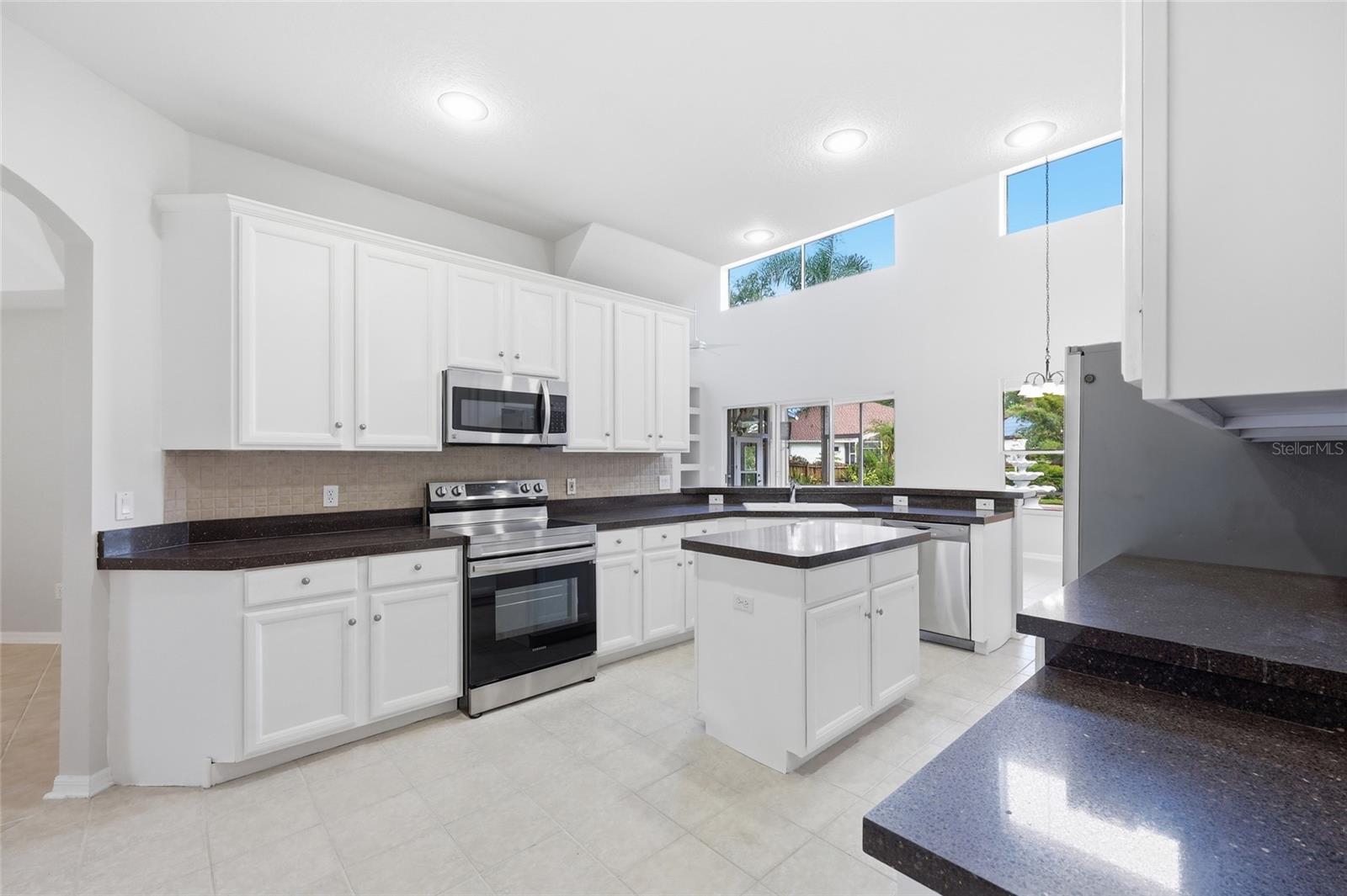 SAND LAKE COVE PH 03 - Residential