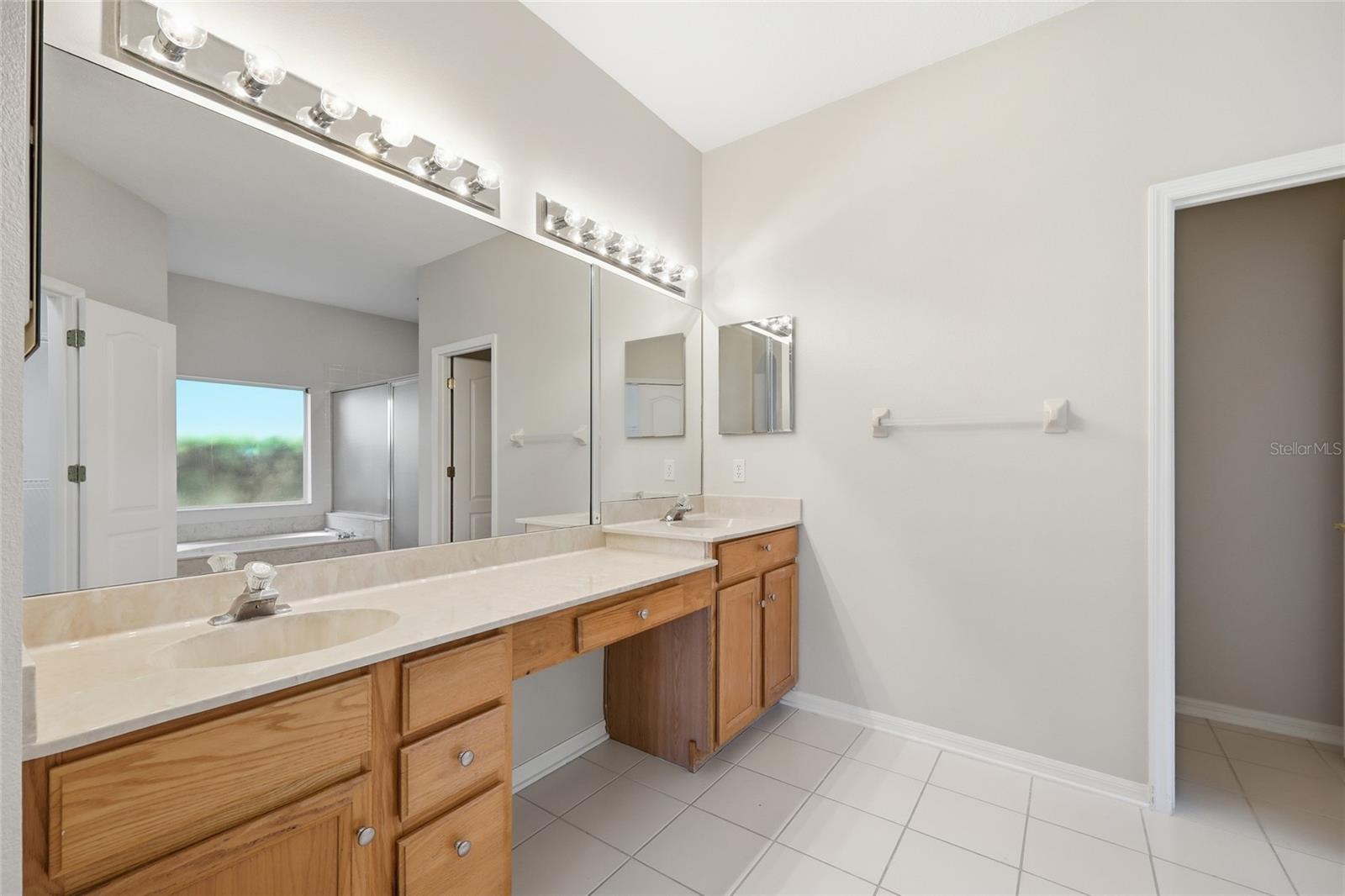 SAND LAKE COVE PH 03 - Residential
