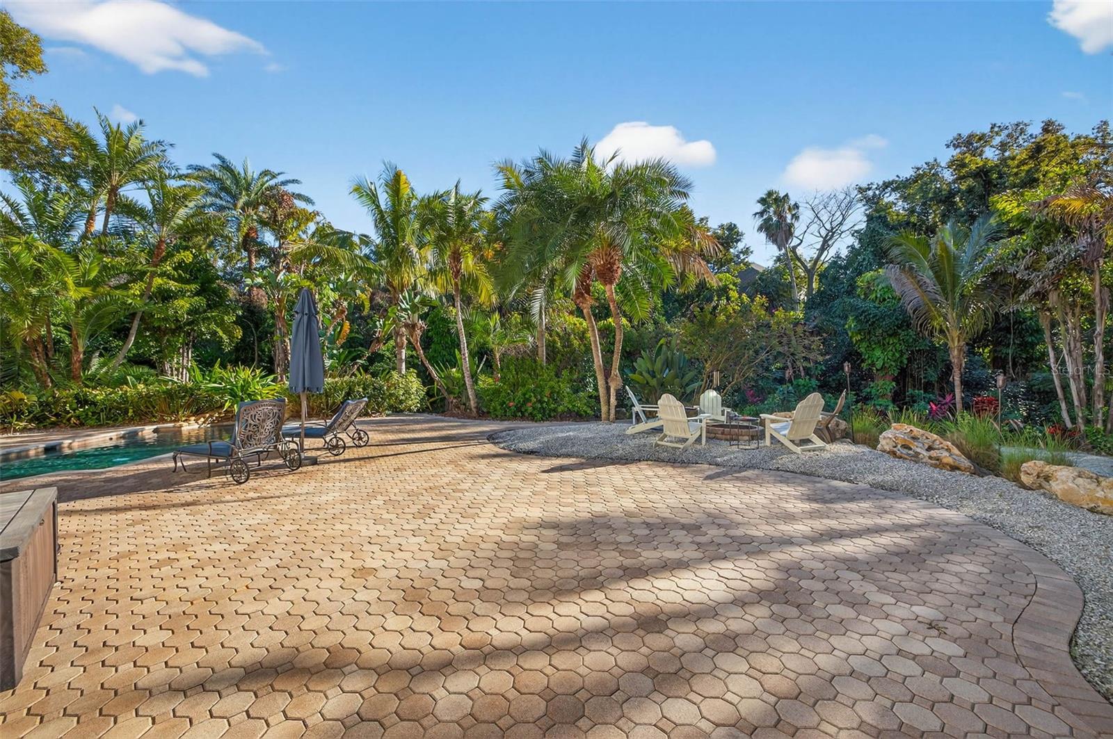 GATEHOUSE WOODS - Residential