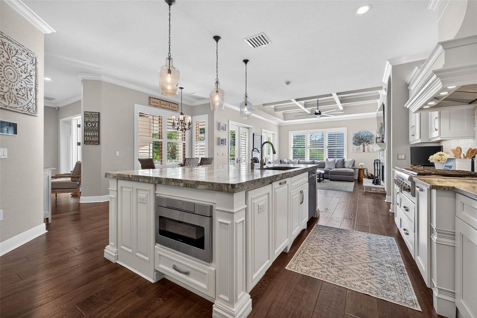 GATEHOUSE WOODS - Residential
