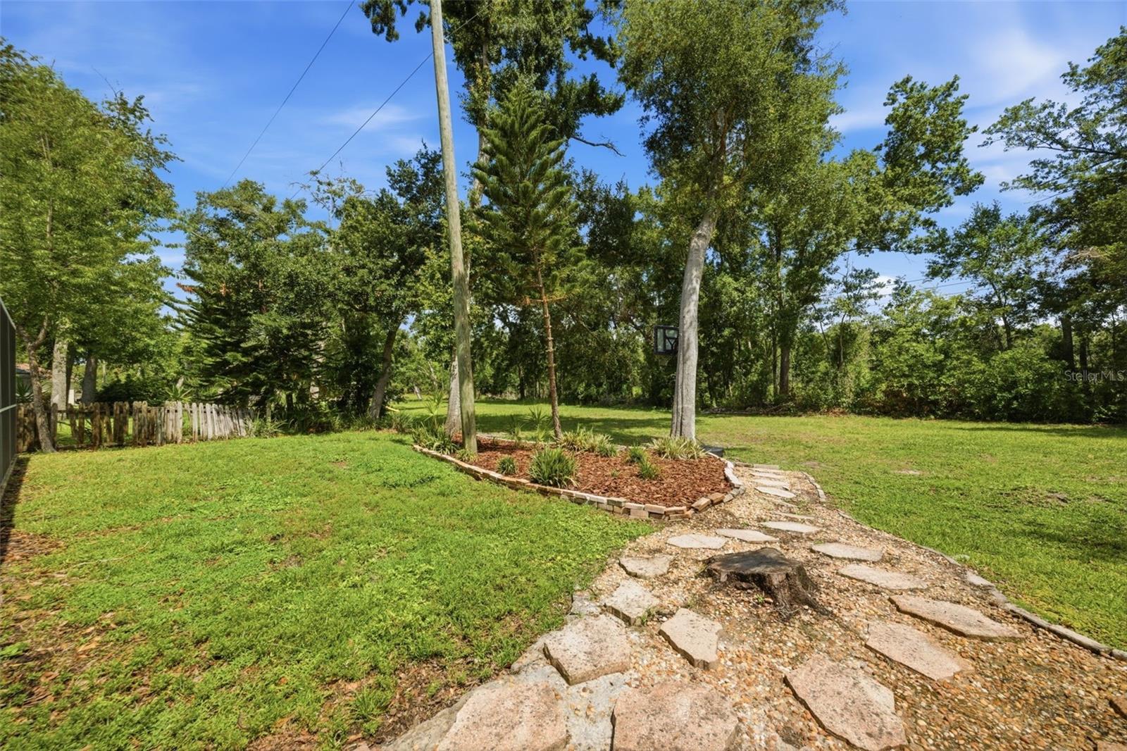 CHAPMAN MANORS - Residential