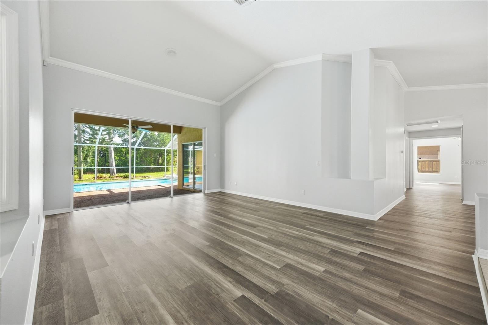 CHAPMAN MANORS - Residential